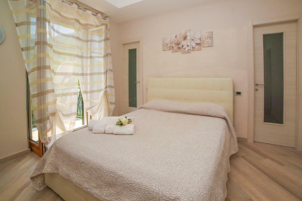 Tramonti Di Sole Villa Buitenkant foto