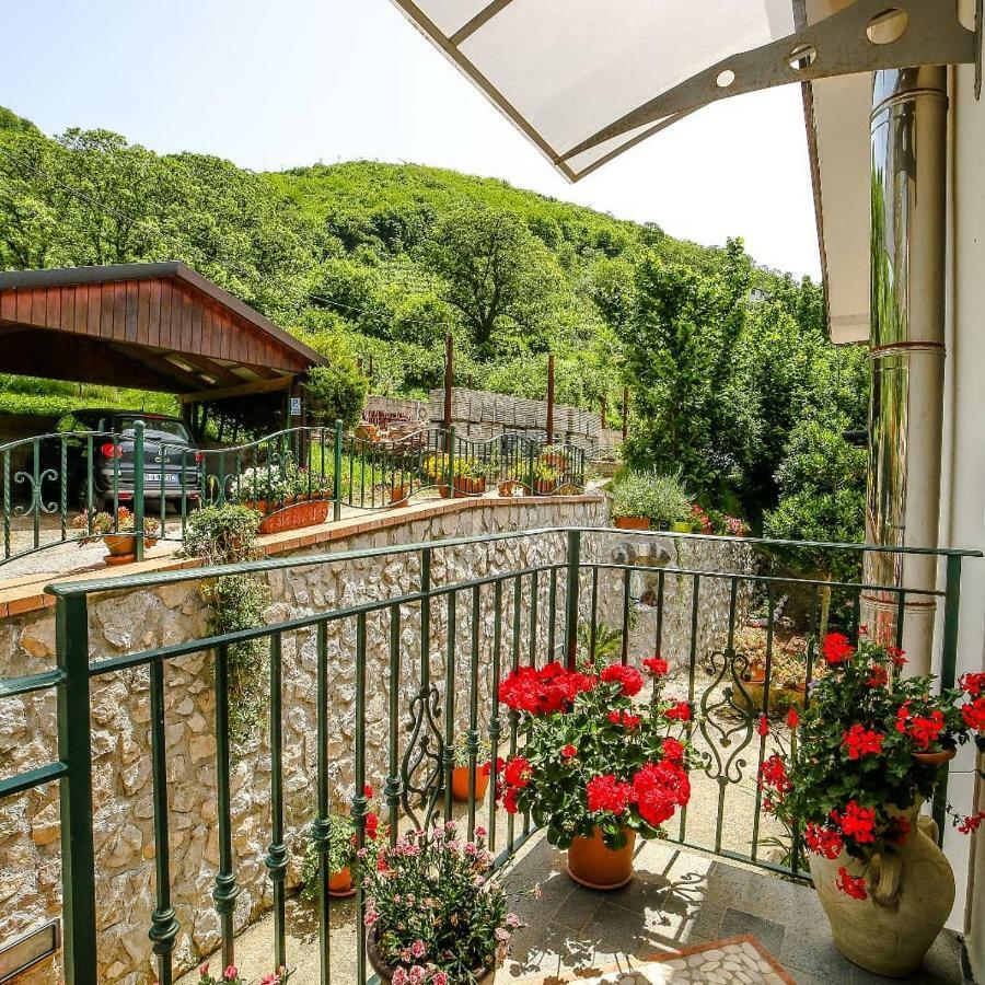 Tramonti Di Sole Villa Buitenkant foto